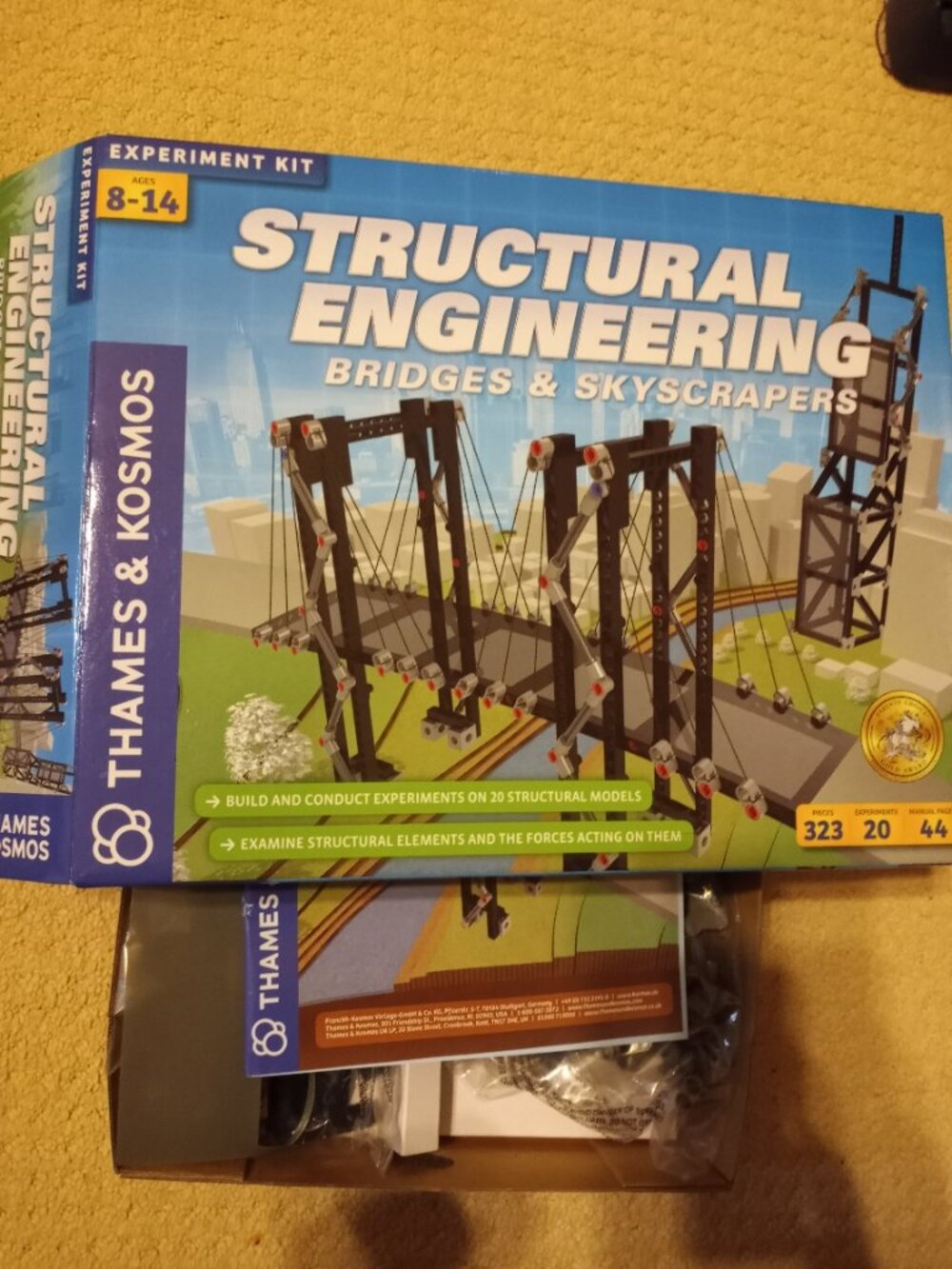 Building set - Picture 1 of 3